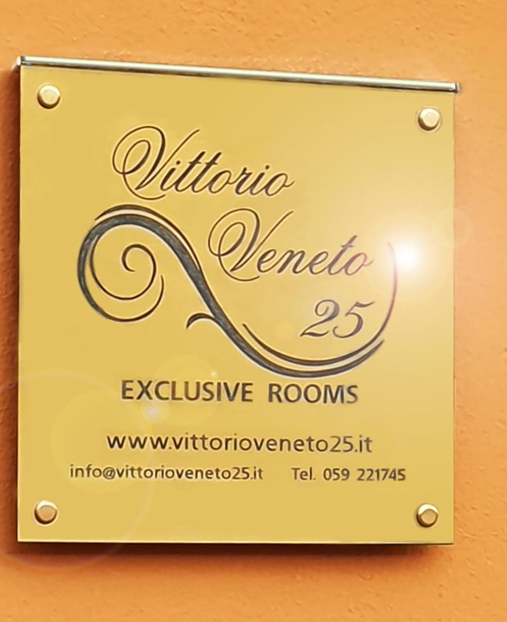 Vittorio Veneto 25 Hotell Modena Eksteriør bilde